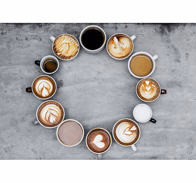 Rulou geam bucătărie cu cani de cafea diverse - TenStickers