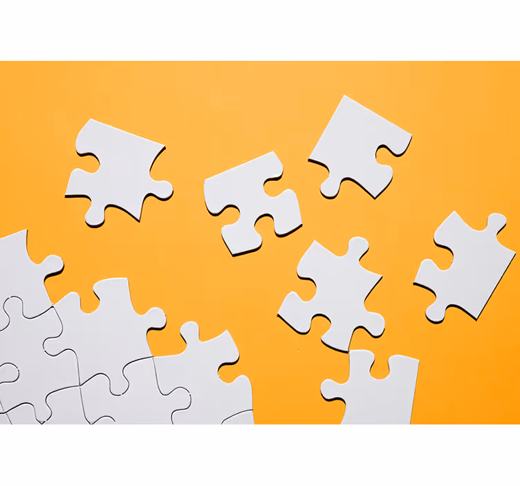 Rulou geam galben piese de puzzle montate pe perete - TenStickers