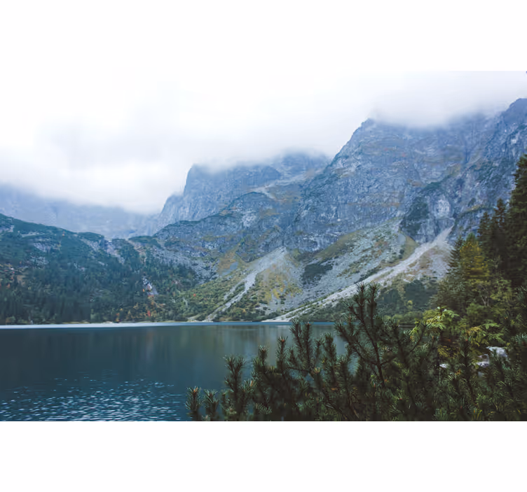 Fototapet verde lacul morskie oko din munții tatra - TenStickers