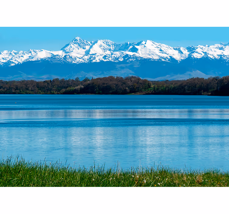 Lac din muralul de munte din munții pirinei - TenStickers