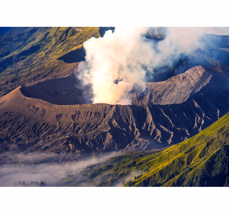 Muntele Fototapet erupție vulcanică maiestuoasă - TenStickers