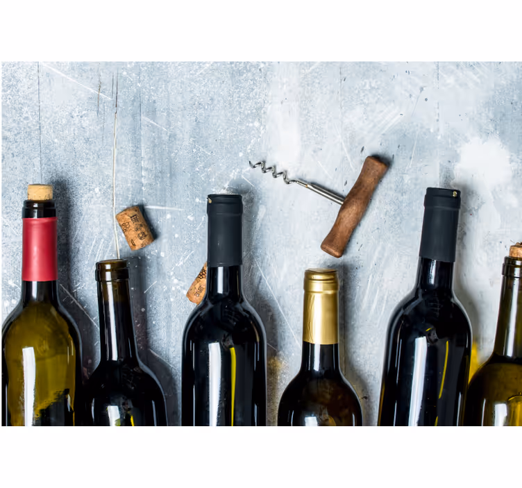 Fototapet muzică aranjament de sticle de vin - TenStickers