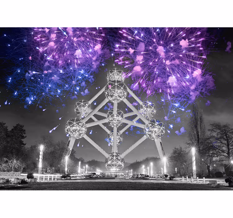 Fototapet de oraș spectacol de artificii atomium - TenStickers