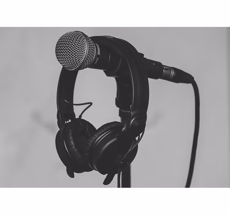 Fototapet muzică microfon și căști - TenStickers