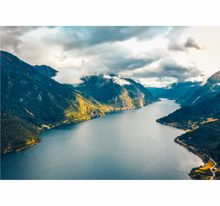 Muntele Fototapet vedere la fiord de vară - TenStickers