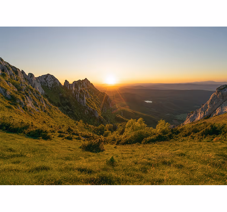 Fototapet peisaje apus peste munți - TenStickers