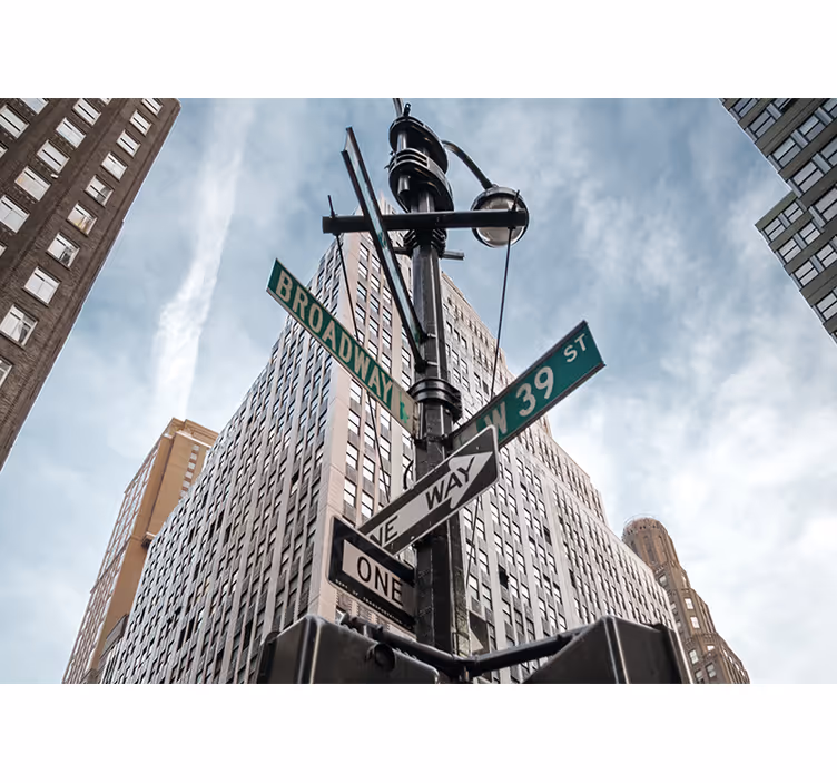 Fototapet new york semne de pe broadway - TenStickers