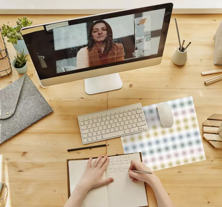 Mouse pad de modele și texturi puncte colorate geometrice - TenStickers