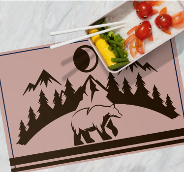 Naproane cu nume silueta de urs în peisaj - TenStickers