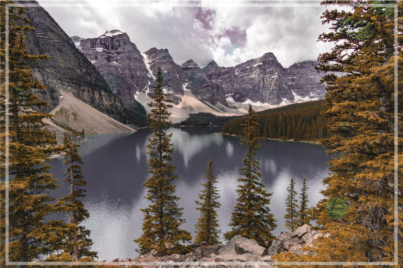 Naproane modern cu vedere scenică la munte - TenStickers