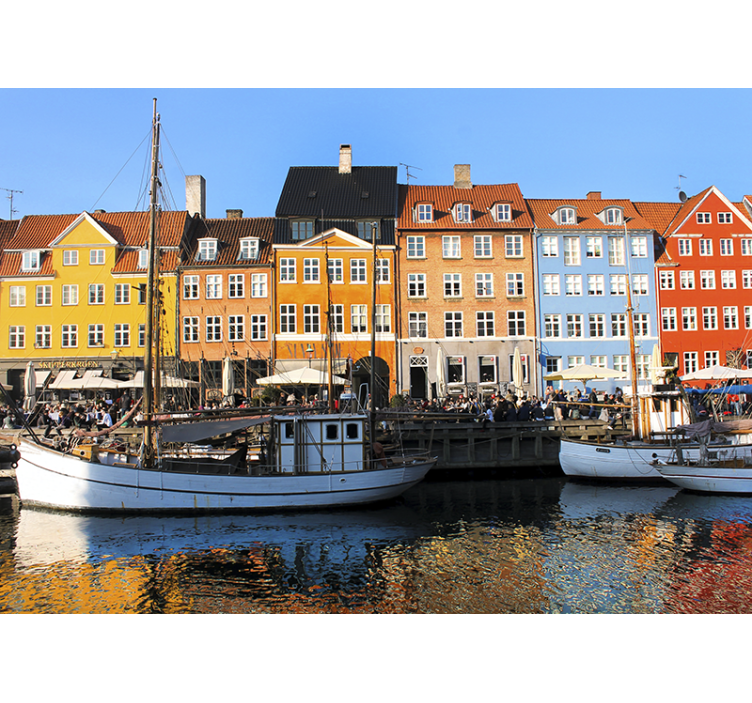 Fototapet de oraș locuințe vibrante la lac - TenStickers