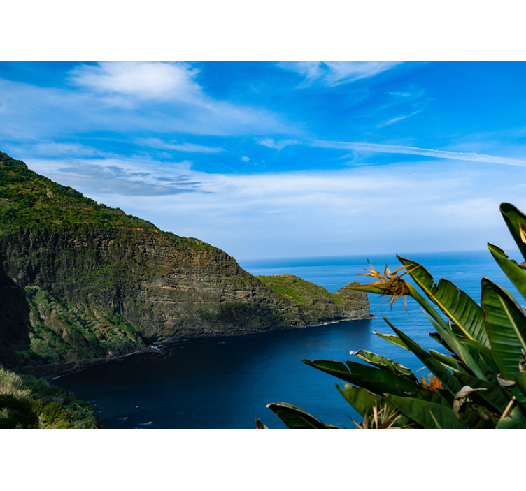 Fototapet peisaje vedere montană la mare - TenStickers