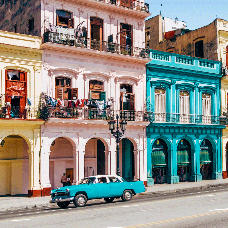 Poster pentru salon design stradal cu mașini roz și albastre - TenStickers