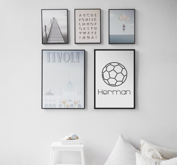 Tablou juvenil minge de fotbal cu nume - TenStickers