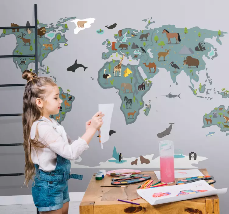 Autocolant cu hărți mondiale pentru animale și copaci din desene  - TenStickers