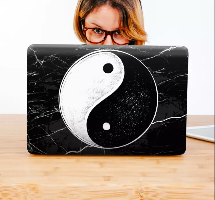 Decal original pentru piele pentru laptop echilibru yin yang - TenStickers