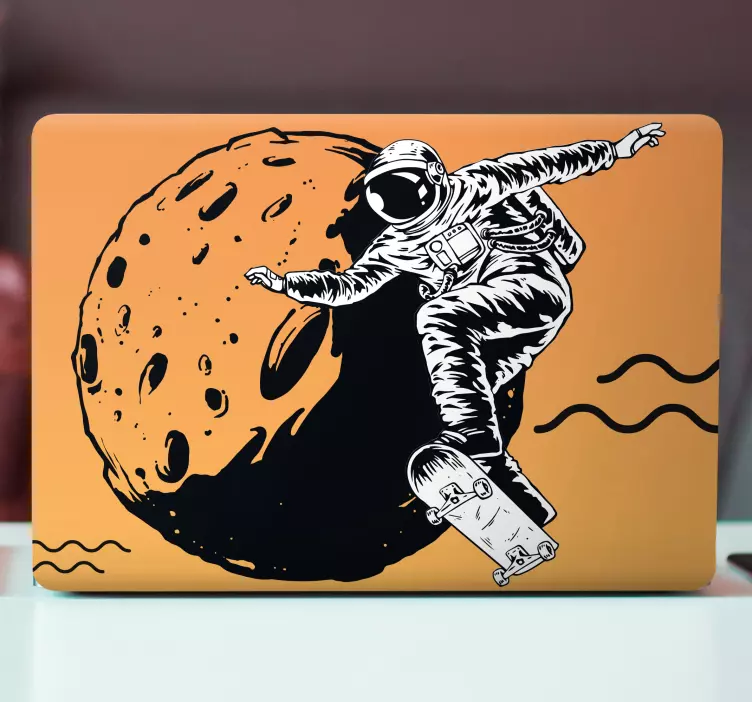 Autocolant pentru laptop astronaut skateboarding lună - TenStickers
