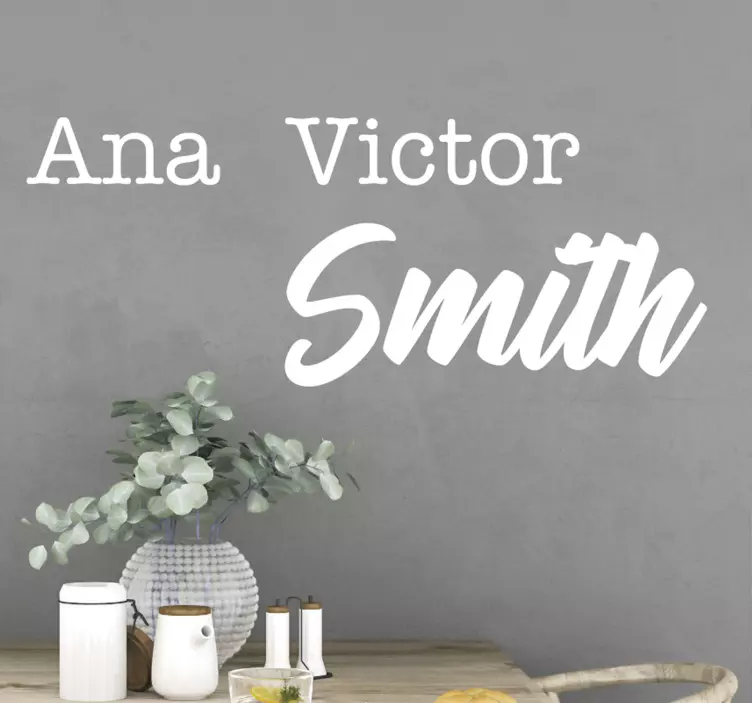 Autocolant text generare de nume personalizate - TenStickers