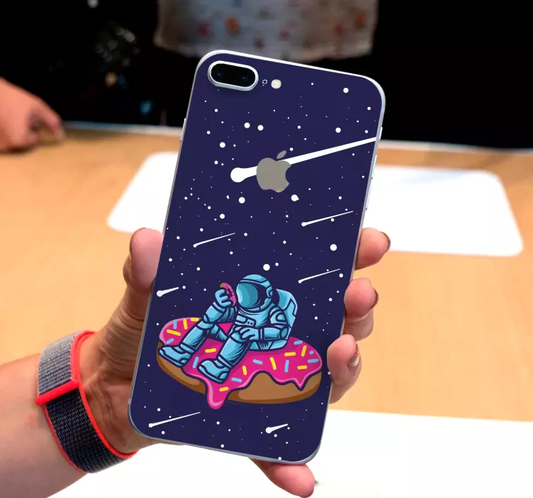 Autocolante iphone visul unei gogoși cu astronaut - TenStickers
