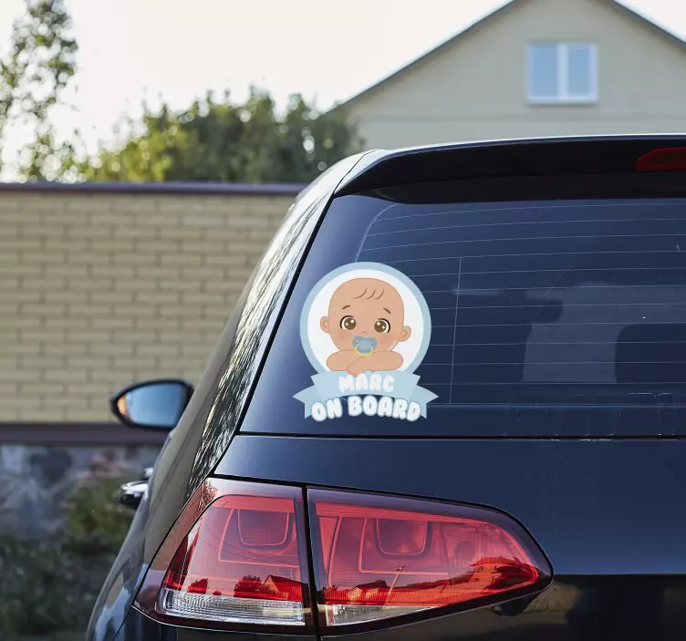 Autocolant băiat la bord bebe la bord - TenStickers