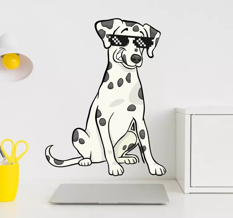 Dalmatian cu autocolant de perete cu ochelari de soare - TenStickers