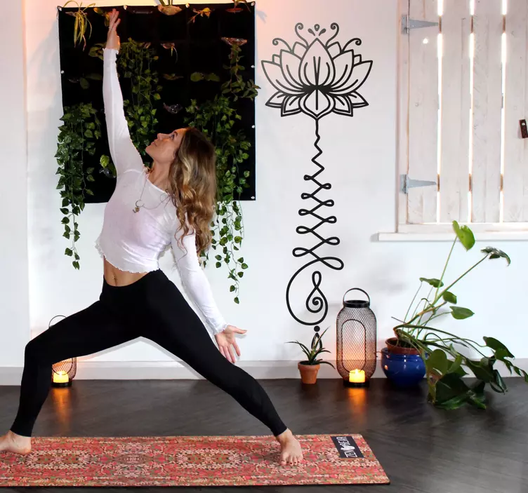 Autocolant floral unalome floare de lotus - TenStickers