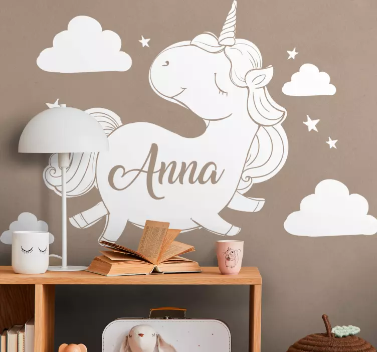 Unicorn adormit cu autocolant cu nume de basm - TenStickers