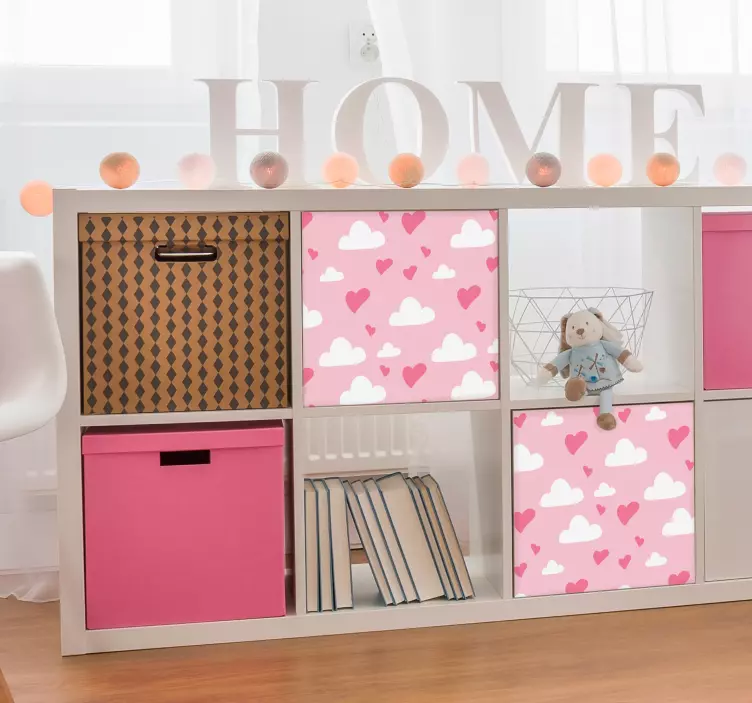 Autocolant pentru mobilier cu inimi de dragoste, nori - TenStickers