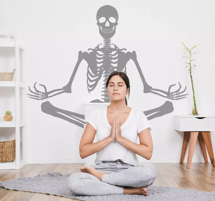 Schelet meditating decal perete - TenStickers
