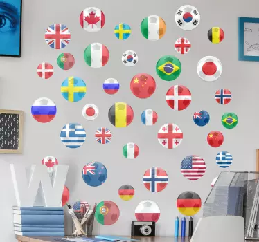 Autocolant de fotbal cu puncte de fotbal - TenStickers