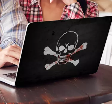 Autocolant laptop laptop pirat - TenStickers