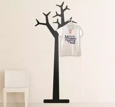 Copac cu haina raft cuier decal - TenStickers