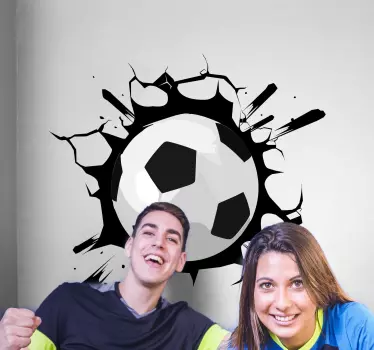 Mingea prin perete autocolant fotbal - TenStickers