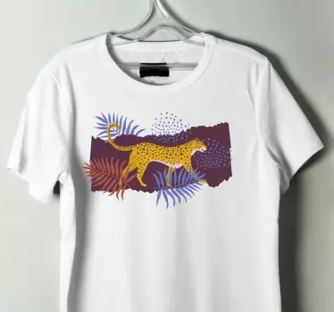 Alt tricou stil pădure cu leopard fermecător - TenStickers