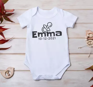Tricou pentru bebelusi nume: Data: SuzetaNume: Data: Suzeta - TenStickers