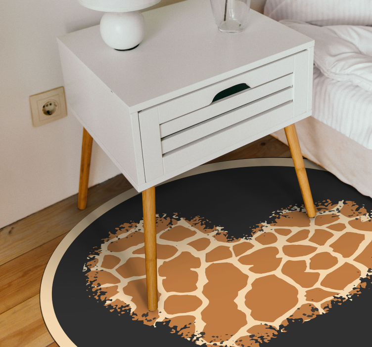Covor vinil print animalier design de girafă cu inimă - TenStickers