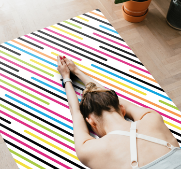 Covoare contemporane cu dungi colorate - TenStickers