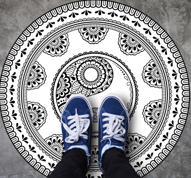 Mandala spirituală în stil hindi cu simboluri mat - TenStickers