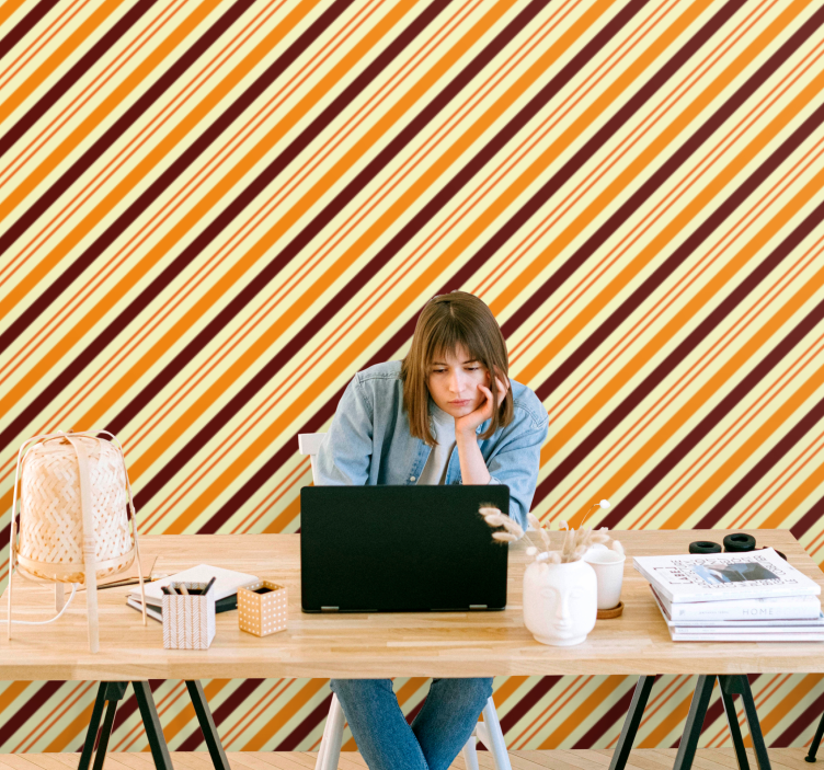 Tapet orizontal model cu dungi diagonale - TenStickers